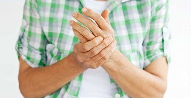 با مخوف‌ترین علائم روماتیسم آشنا شوید