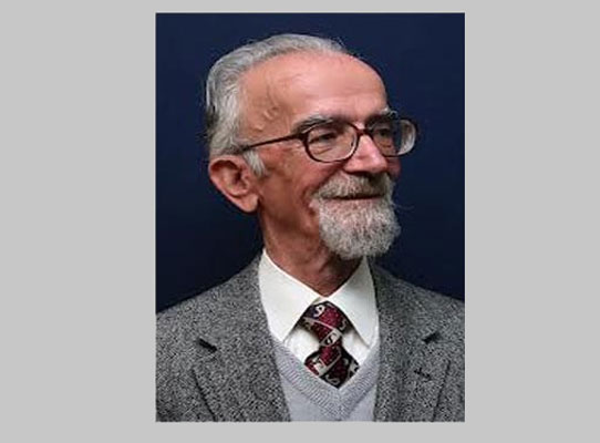 محمود کیانوش، باغبان باغ ستاره ها