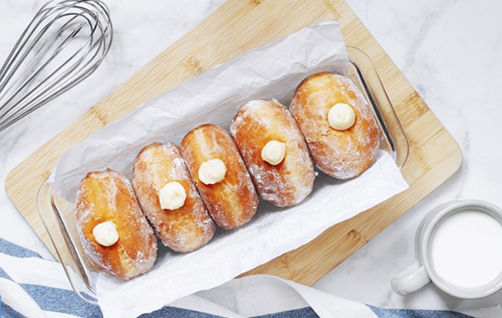 طرز تهیه پیراشکی کرم‌ دار