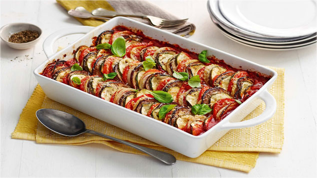 طرز تهیه خوراک بادمجان و کدو در فر