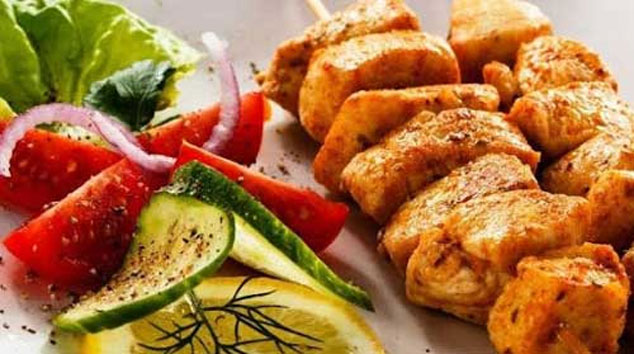 جوجه کباب رژیمی با سس ماست