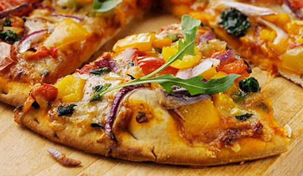 پیتزای سبزیجات رژیمی