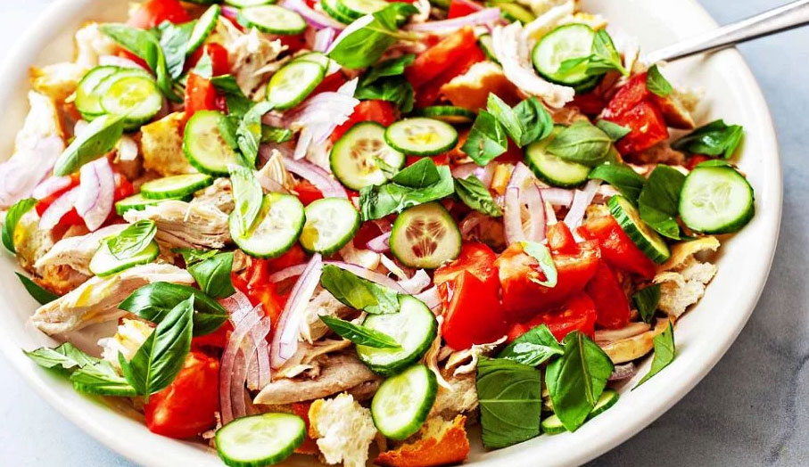 سالاد پانزنلا (Panzanella)