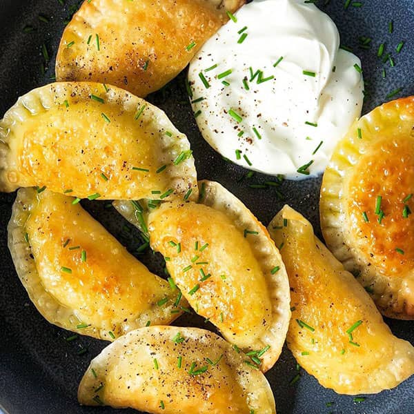 طرز تهیه پیراشکی قارچ ساده