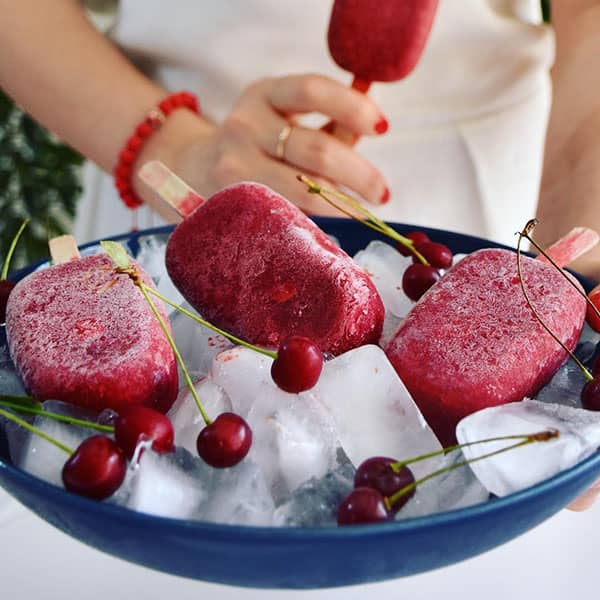 طرز تهیه اسکمو آلبالویی