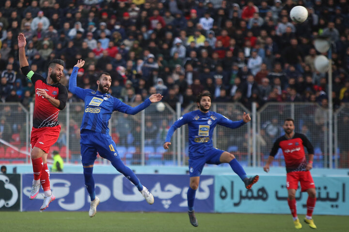 روزی که قرمزها قهرمانی را از آبی‌ها گرفتند