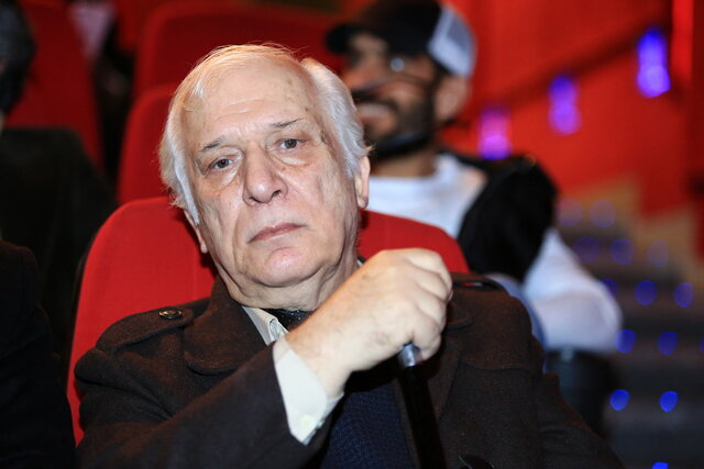 خسرو سینایی، کارگردان سینما بر اثر ابتلا به کرونا درگذشت