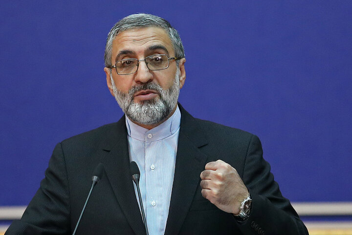 هیچ روزنامه و رسانه‌ ای در یک سال اخیر توقیف نشده است