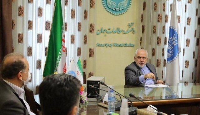 آمریکا توهم تهدید ایجاد می‌کند تا شما را بدوشد