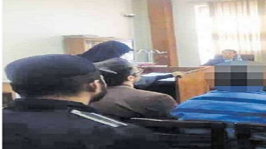 با یک کاسه آش نذری پیرمرد را فریب دادیم