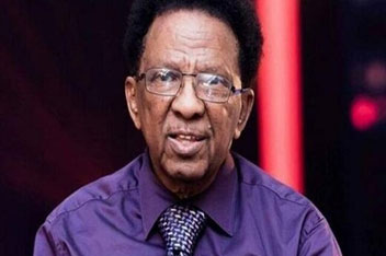 خواننده مشهور بر اثر ابتلا به کرونا درگذشت