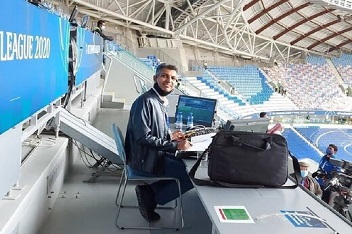 برنده دیدار پرسپولیس و اولسان هیوندای: عادل فردوسی‌پور