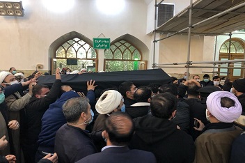 مراسم تشییع آیت‌الله مصباح‌یزدی در حرم حضرت عبدالعظیم(ع) برگزار شد