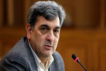 حناچی به احضار شهرداران مناطق ۲ و ۸ پایتخت واکنش نشان داد