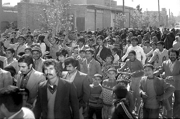 18 بهمن 1357 چگونه گذشت؟