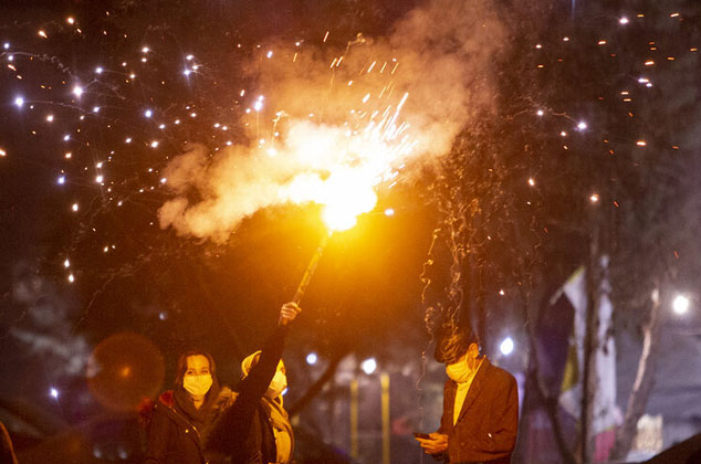 ۱۸۹۴ مصدوم و ۹ نفر فوتی در حوادث شب چهارشنبه آخر سال