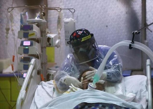 افزایش دوباره قربانیان کرونا در کشور/۳۲۲ فوتی در ۲۴ ساعت گذشته