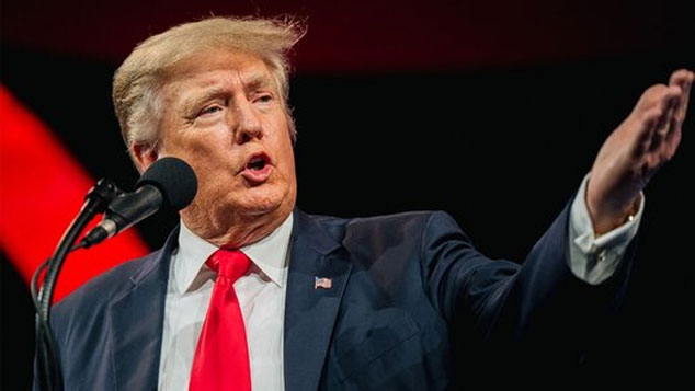 ترامپ در واکنش به پیروزی طالبان: بایدن استعفا دهد