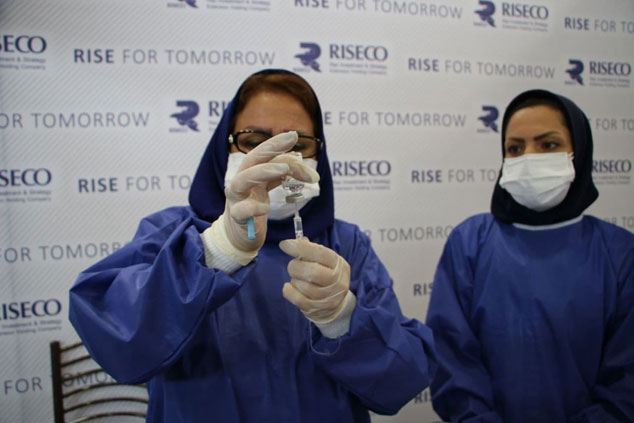 واکسیناسیون سراسری کارکنان شرکت‌های منطقه صنعتی صفادشت به همت هلدینگ رایزکو