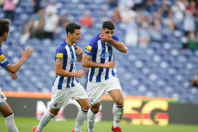 پیروزی پورتو با درخشش طارمی/ درخواست جالب هواداران به زبان فارسی!