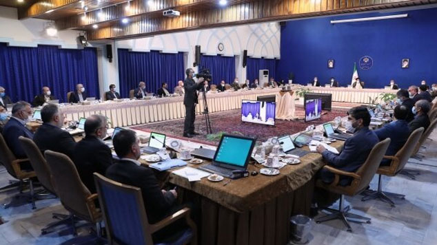 وزرا و مسئولان اجرایی به خبرسازی و ادعاهای کذب، بلافاصله پاسخ دهند