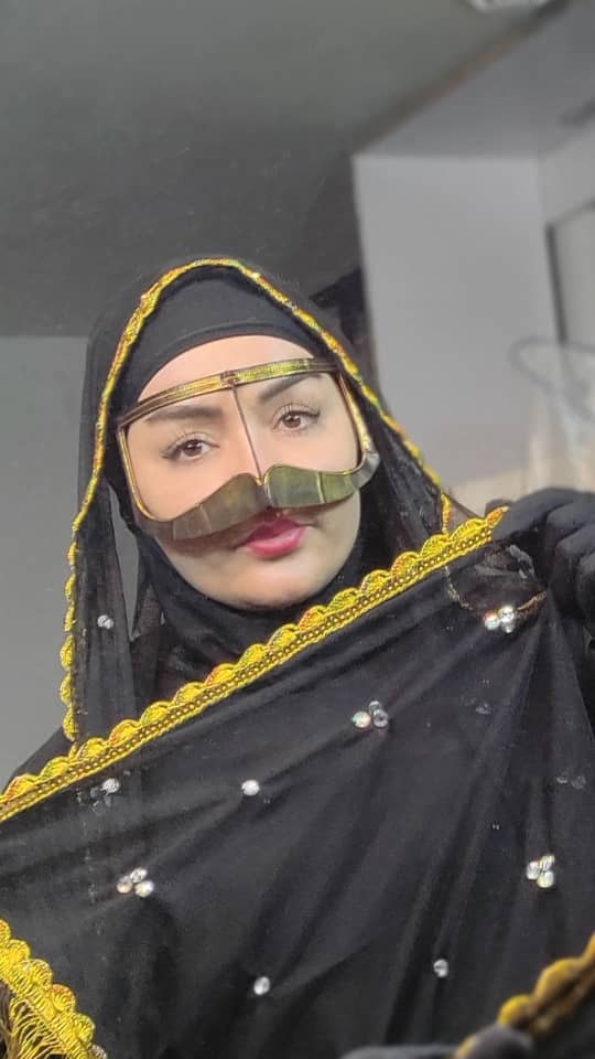 گفتگو با بازیگر نمایش مجهول