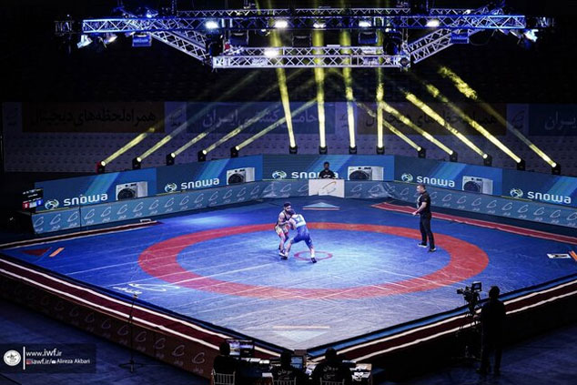 صعود قاطع شاگردان رضا یزدانی به فینال لیگ کشتی آزاد