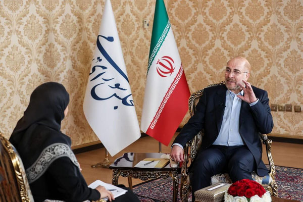 برای گفتگو با عربستان هیچ پیش شرطی نداریم / سردار سلیمانی در جبهه مقاومت تحول ایجاد کرد