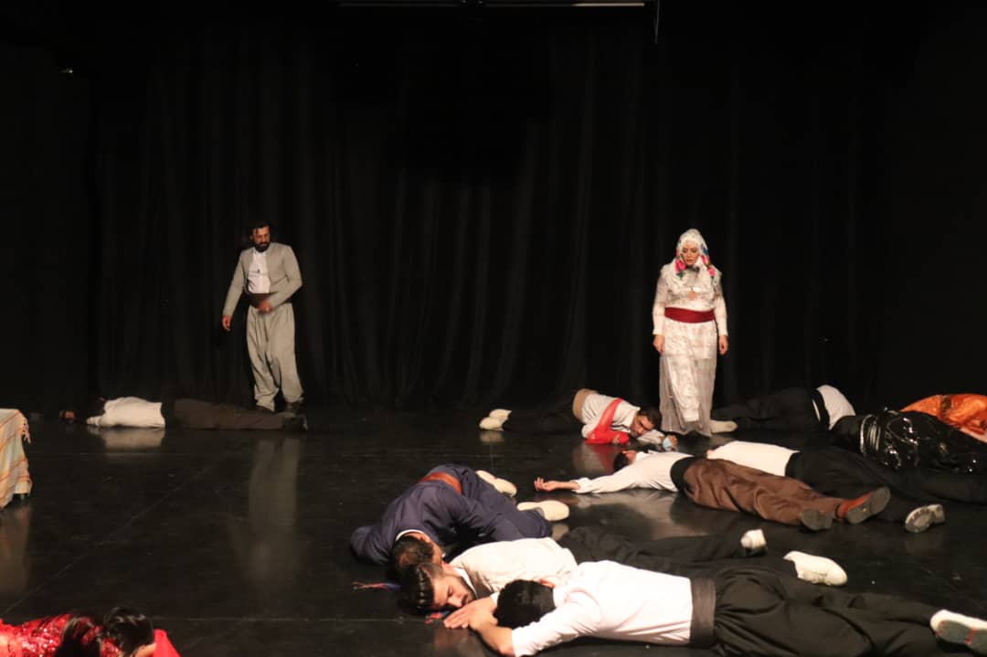 گفتگو با راوی نمایش اتل متل یه بابا