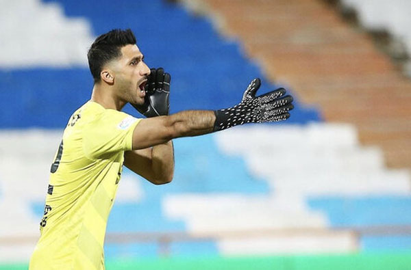 رقیب اصلی پرسپولیس برای خرید ستاره استقلال