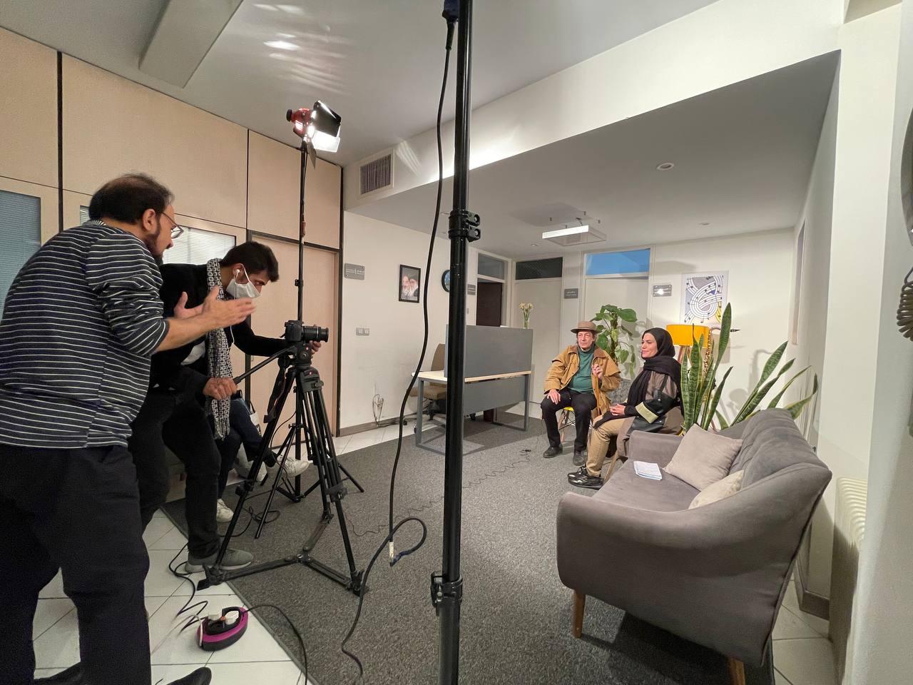 تولید برنامه شهر هنر، مجله هنری تصویری