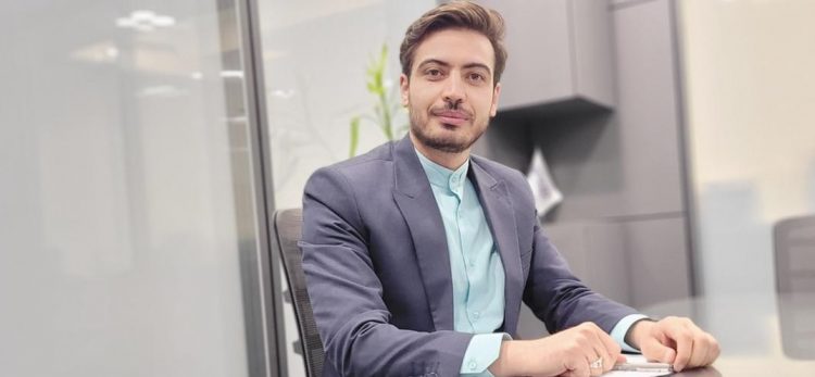 پدیده فساد و جرائم اقتصادی، ابتدا امنیت اقتصادی جوامع را متأثّر می سازد