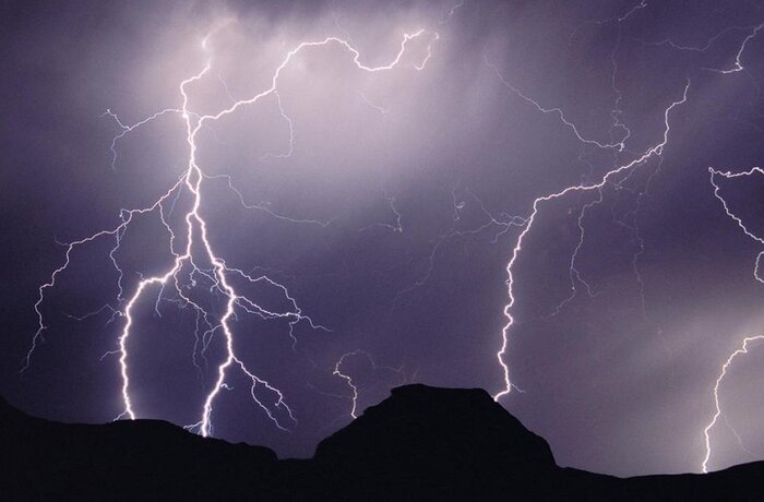 وزش باد شدید، رگبار و رعد و برق در شمال کشور