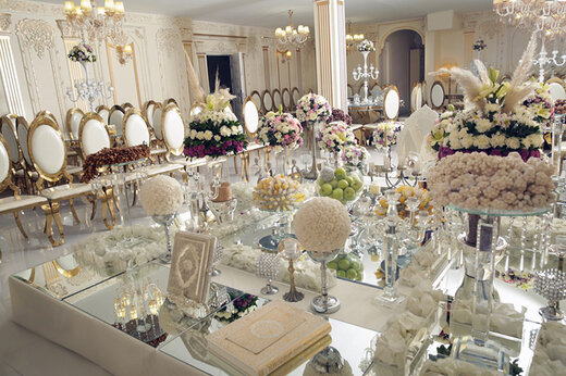 مینو محرز: تجمعات را تعطیل کنید