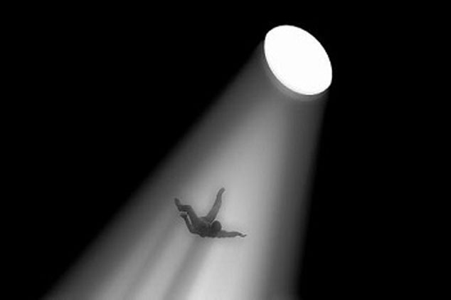 اى کاش افسردگی شاخ‌ و دُم‌ داشت...