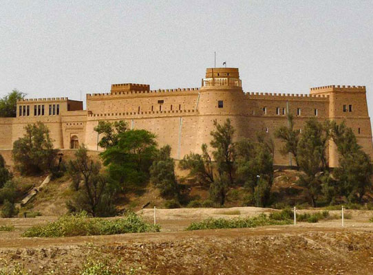 کاخ آپادانا در شوش