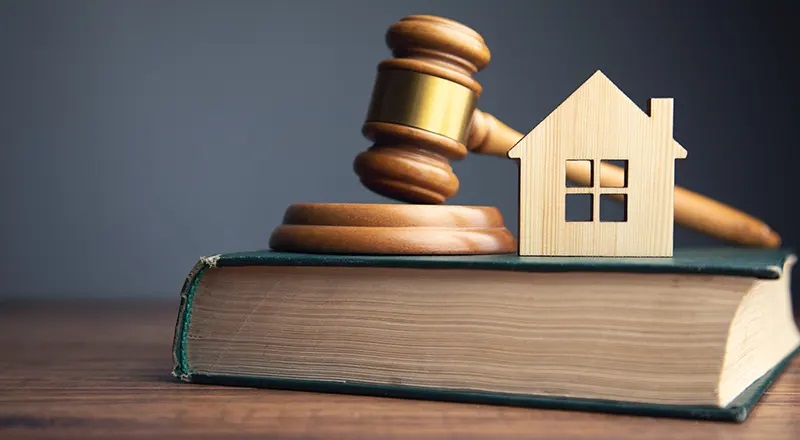 ویژگی های بهترین وکیل ملکی تهران