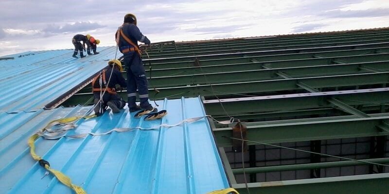 ساندویچ پانل چیست و چه کاربردهایی دارد؟