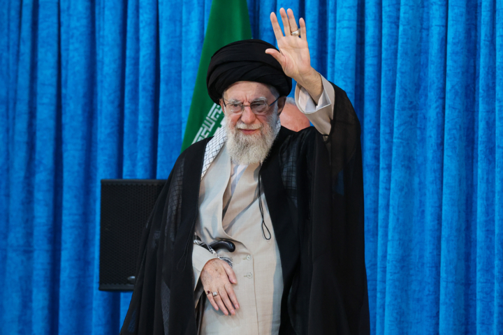 غنی‌سازی اورانیوم کلید مسئله هسته‌ای است / ولایت فقیه و استقلال ملی مظهر عقلانیت امام بود