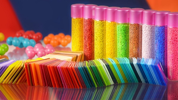 کاربرد مستربچ: از رنگ تا پلاستیک!